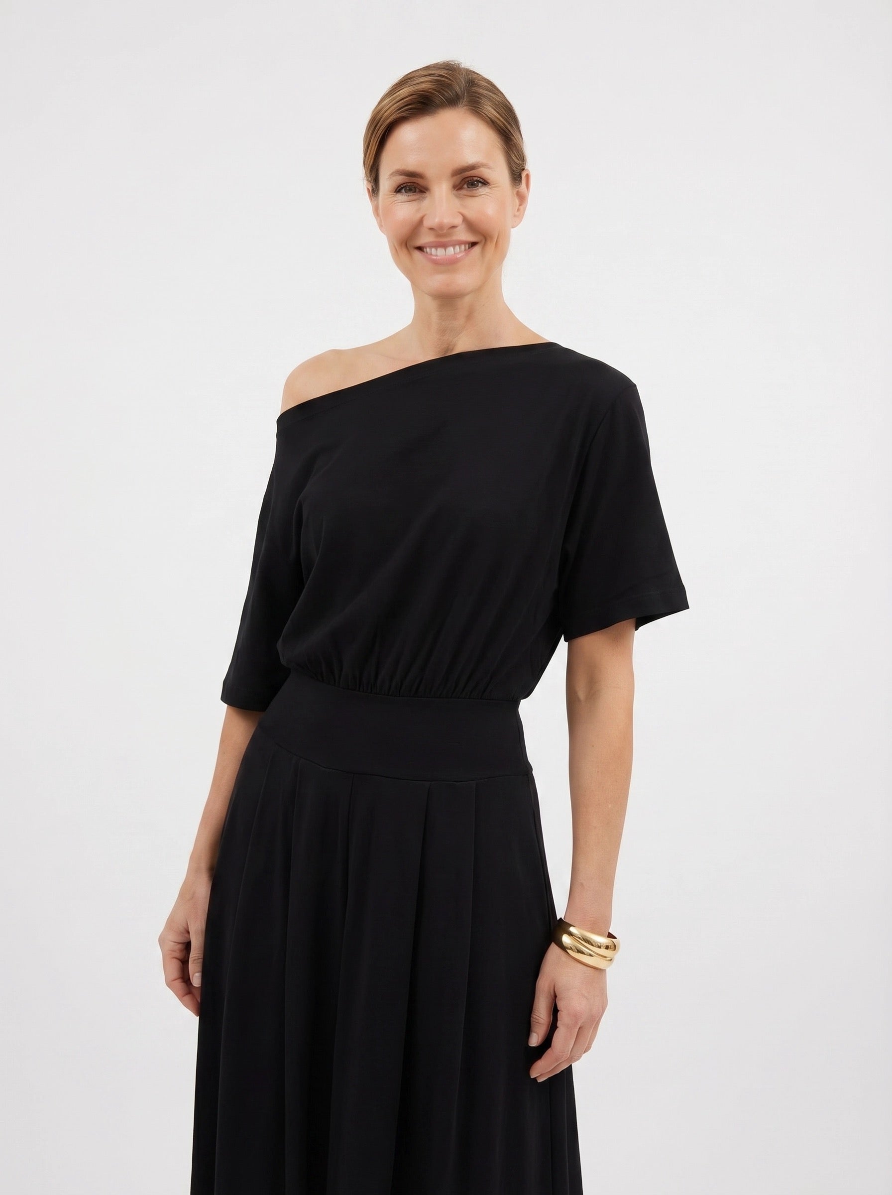 black woven asymmetric pleated maxi dress Women's Black Woven Asymmetric Pleated Maxi Dress